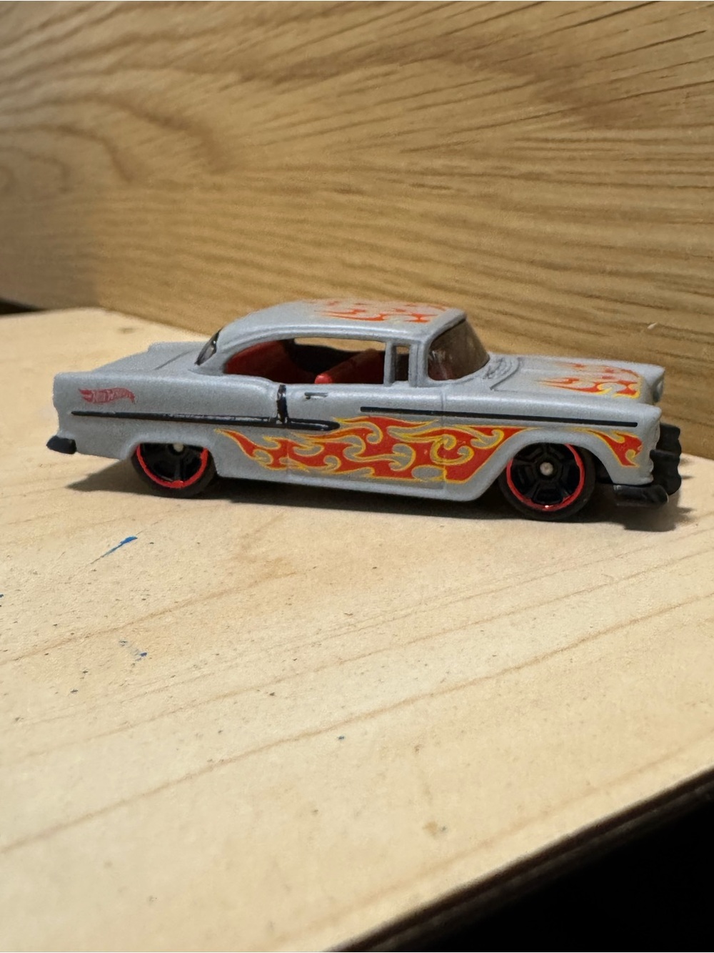 Hot wheels Chevy 55 hw flames 50th anniversary